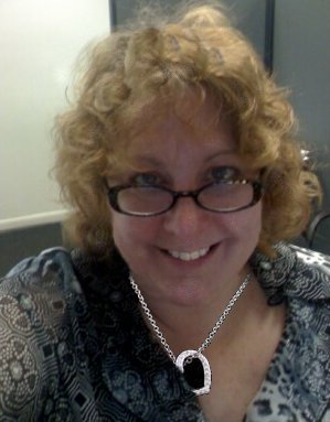 Melanie Nolan Photo 28
