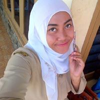 Sarah Bourne Photo 15