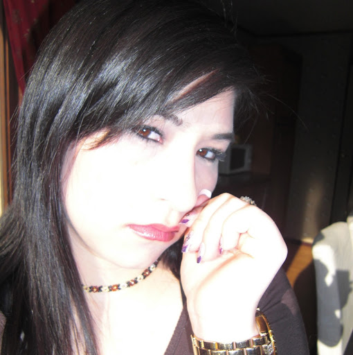 Samantha Delgado Photo 8