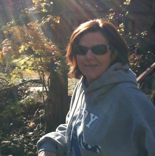 Suzanne Roche Photo 23