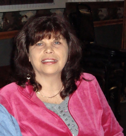 Judy Watts Photo 13