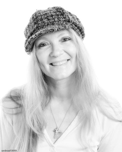 Gillian Fitzpatrick Photo 4