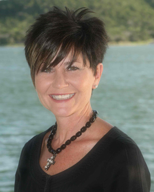 Keri Morton Photo 6