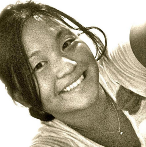 Sarah Little Photo 24