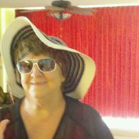 Sara Higginbotham Photo 12