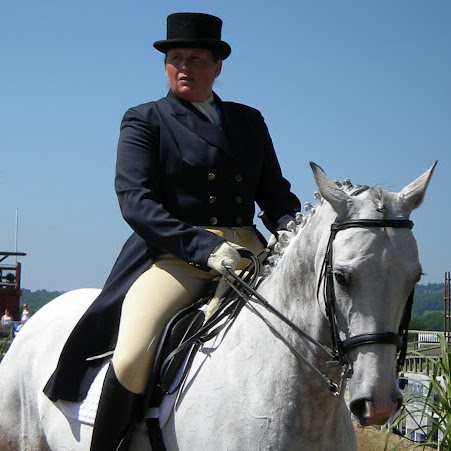 Trudi Robinson Photo 10