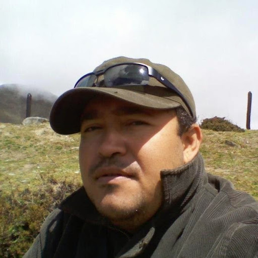 Alberto Cordero Photo 17