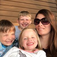 Jennifer Garvin Photo 16