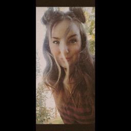 Heather Donahue Photo 29