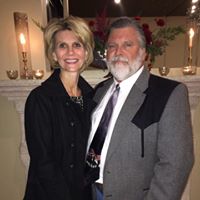 Tracey Howell Photo 19