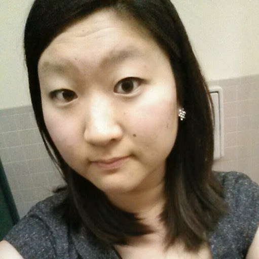 Elizabeth Cho Photo 23