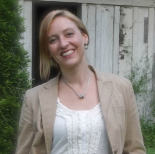 Julie O'Neil Photo 8