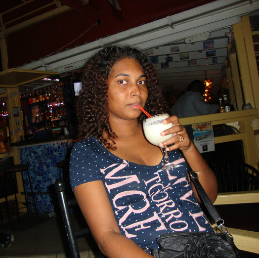 Tracy Burnett Photo 19