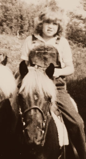 Angela Moen Photo 19