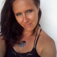 Christina Howe Photo 37