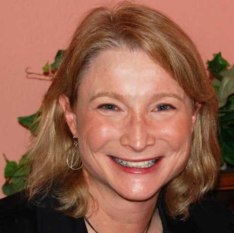 Kelley Winters Photo 13