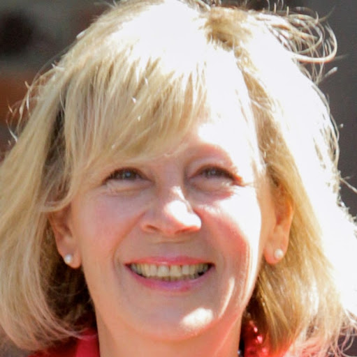 Carolyn Carpenter Photo 41