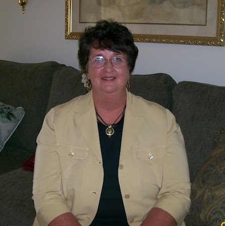Lois Myers Photo 31