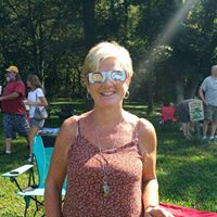 Karen Hammond Photo 25