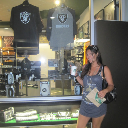 Regina Sanders Photo 42