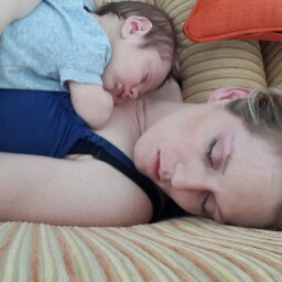 Lisa Reeves Photo 43