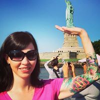 Elizabeth Beyer Photo 41