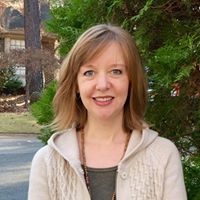 Caroline Carr Photo 15