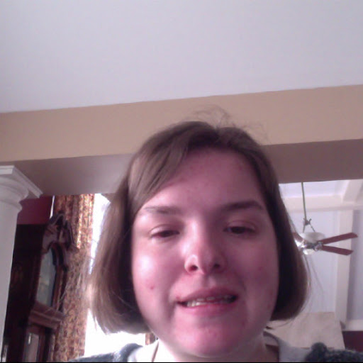 Ellen Stevens Photo 14