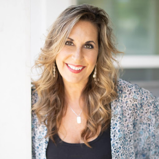 Sarah Morgan Photo 16