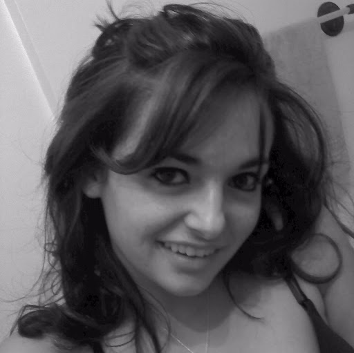 Christina Griffiths Photo 8