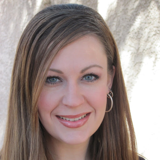 Lindsay Cook Photo 33