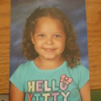 Sara Rafferty Photo 9