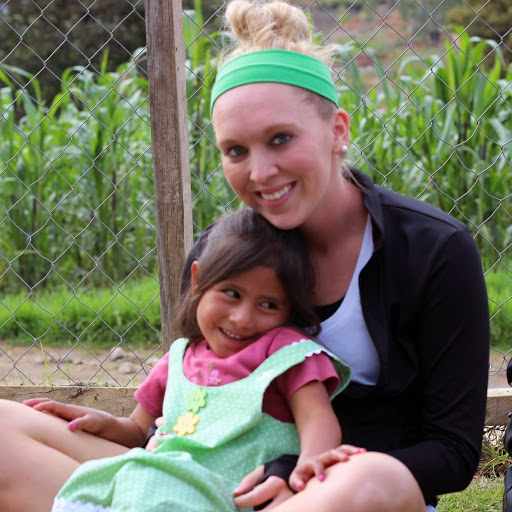 Samantha Newman Photo 25