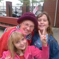Jennifer Moyer Photo 7