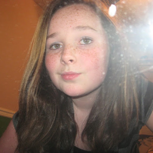Shelly Harris Photo 13