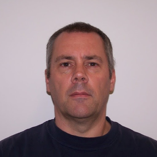 Carl Richardson Photo 30