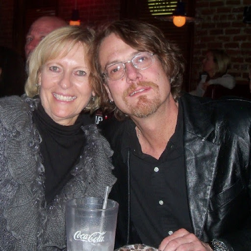 Linda Crowe Photo 14