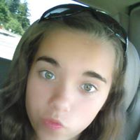 Samantha Handley Photo 17