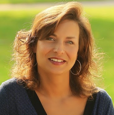 Christine Peterson Photo 34
