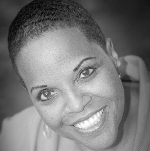 Darlene Young Photo 15