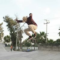 Rodrigo Valenzuela Photo 30