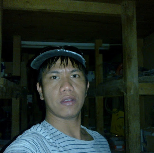 Jerry Valenzuela Photo 14
