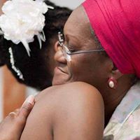 Gloria Hunter Photo 11