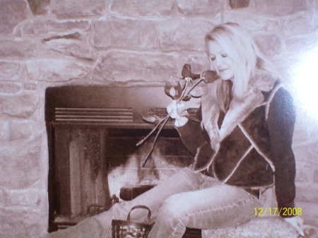 Debra Lynch Photo 25