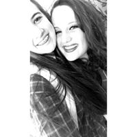 Molly Hayes Photo 11