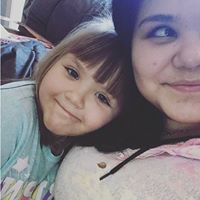 Heather Weeks Photo 15