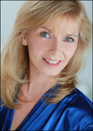 Sandra Moore Photo 49