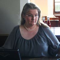 Christine Wray Photo 25