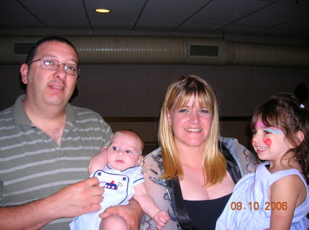 Michelle Zimmerman Photo 33