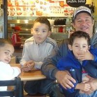Hector Lozada Photo 14